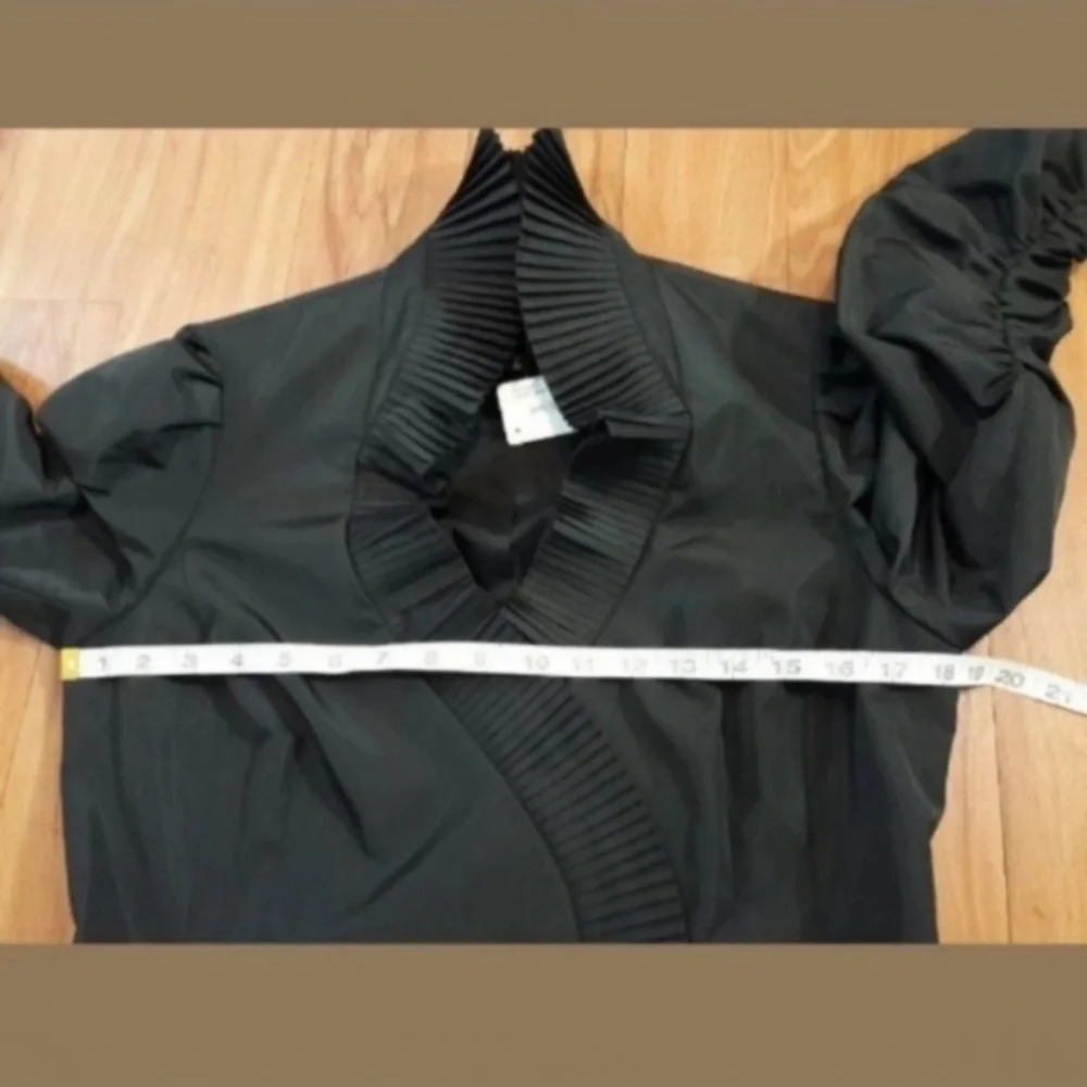 NEW Carmen Marc Valvo Women's Black Jacket Size 8 - Picture 9 of 13